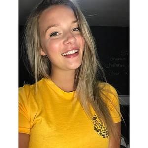 Meet your Posher, Érika